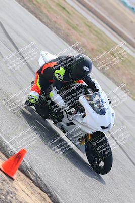 media/Mar-04-2023-TrackXperience (Sat) [[f3a86947c9]]/Group 2/session 2 turn 11/